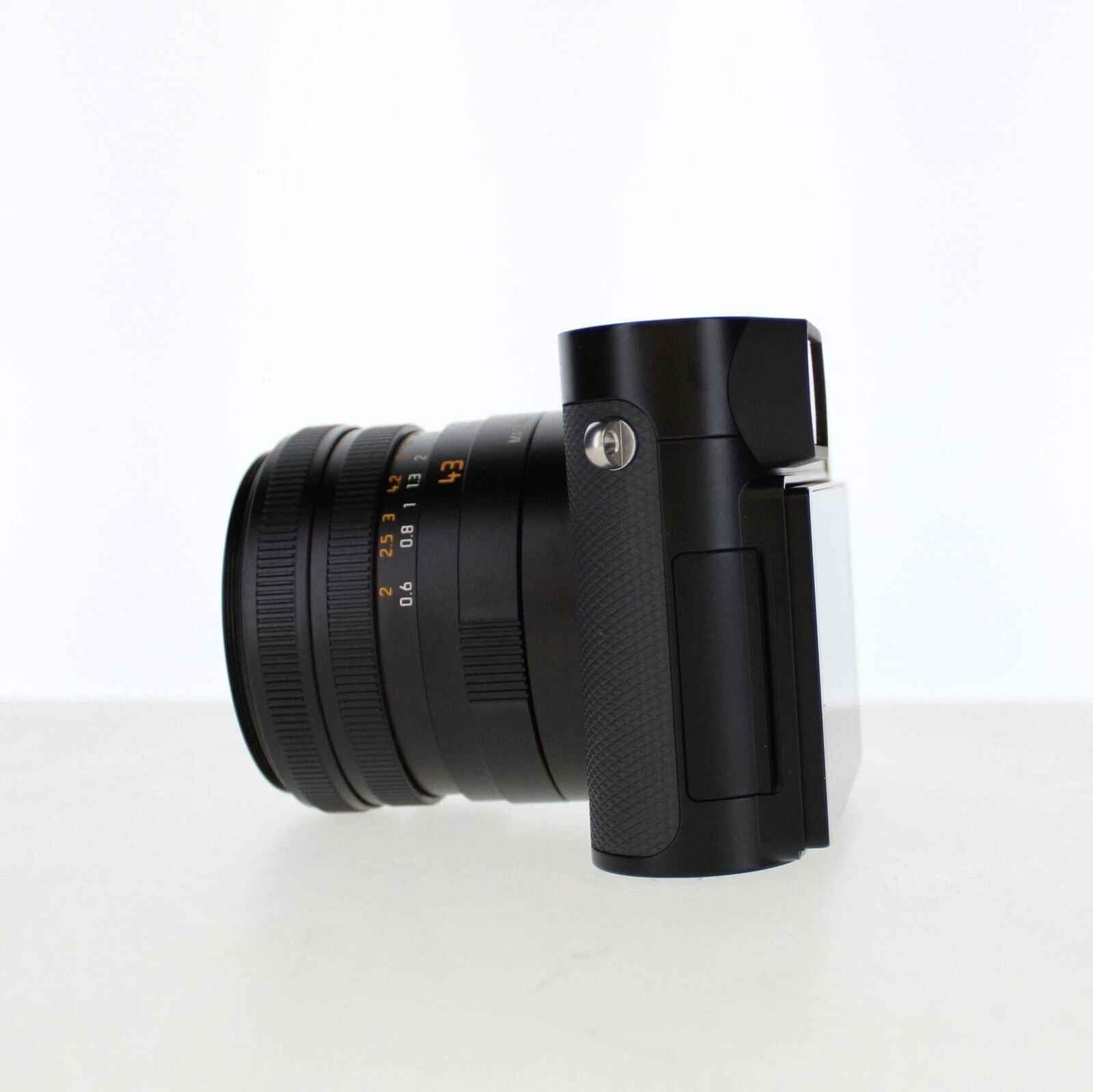 Leica Q3 43 Digital Camera (19084) - Black